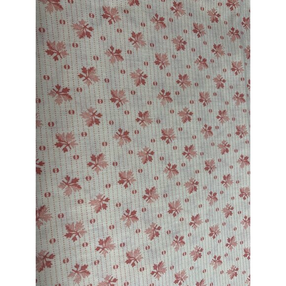 Vintage Springs Industries Cotton Fabric 29" x 44" Wide Pink Maple Leaf Quilting - Picture 1 of 5